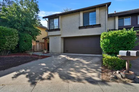 2334 Sweetwater Drive