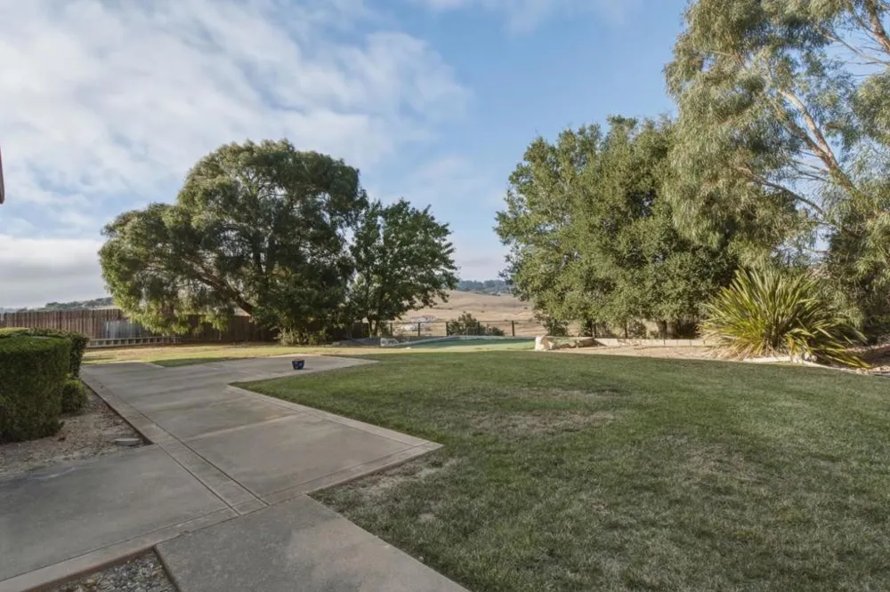 900 Via Vaquero Norte San Juan Bautista, CA 95045
