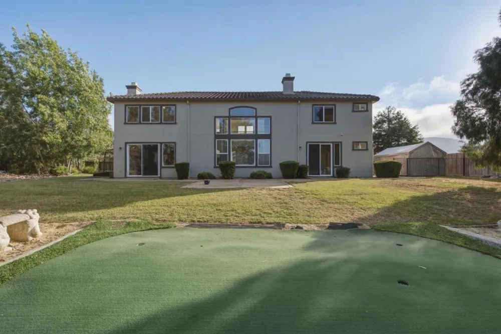 900 Via Vaquero Norte San Juan Bautista, CA 95045