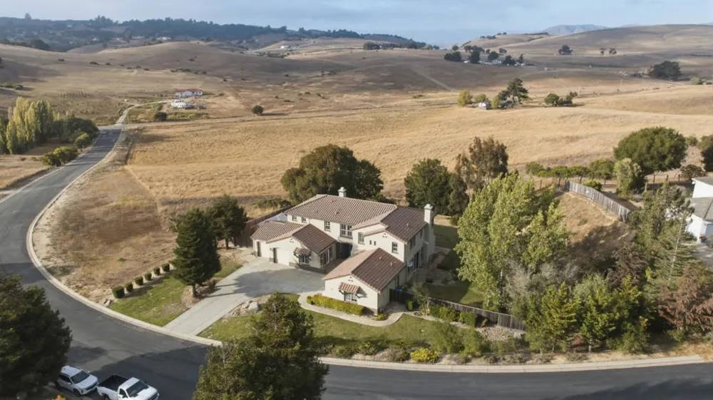 900 Via Vaquero Norte San Juan Bautista, CA 95045