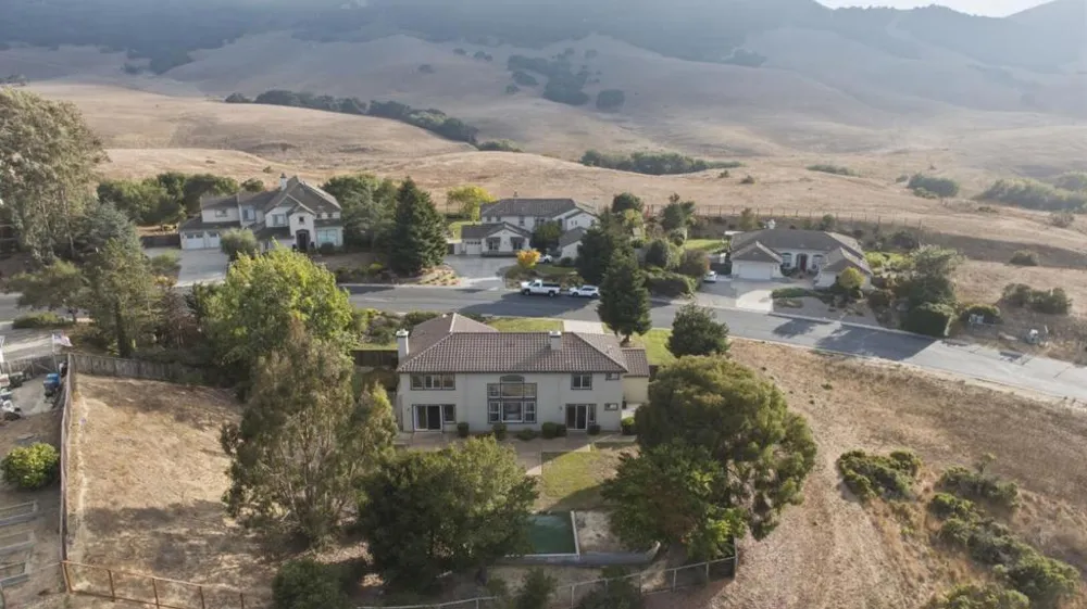 900 Via Vaquero Norte San Juan Bautista, CA 95045