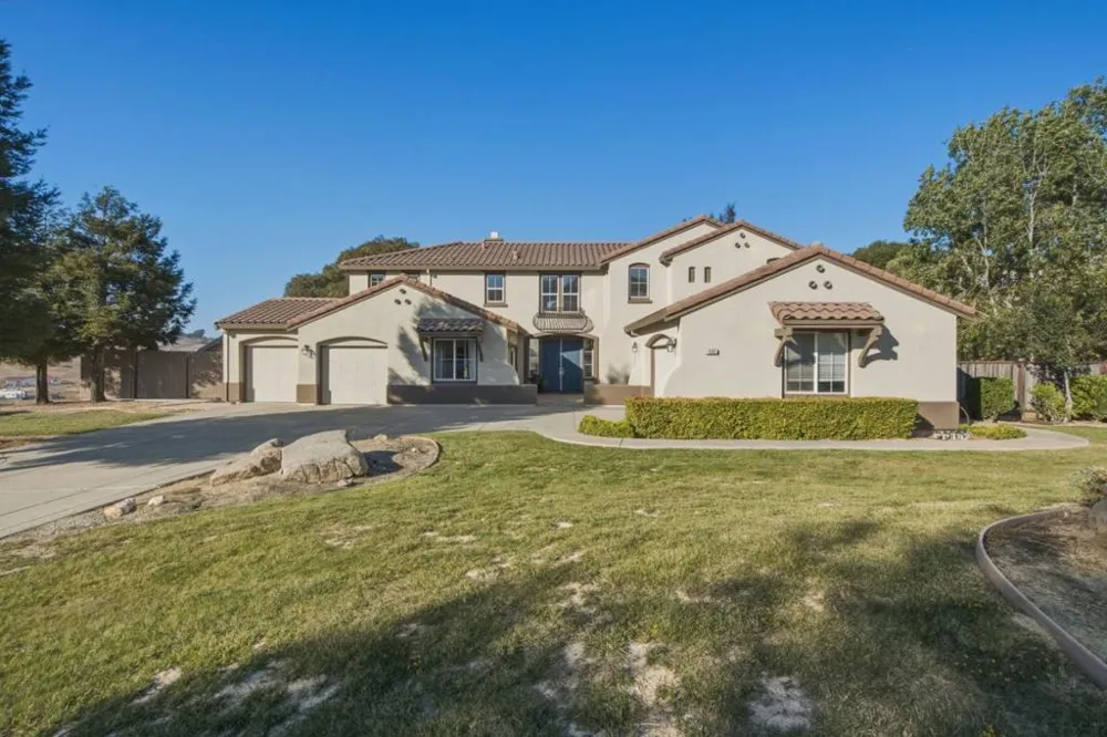 900 Via Vaquero Norte San Juan Bautista, CA 95045