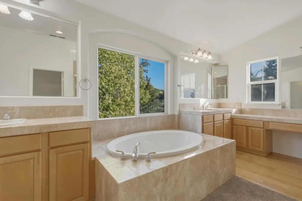 900 Via Vaquero Norte San Juan Bautista, CA 95045
