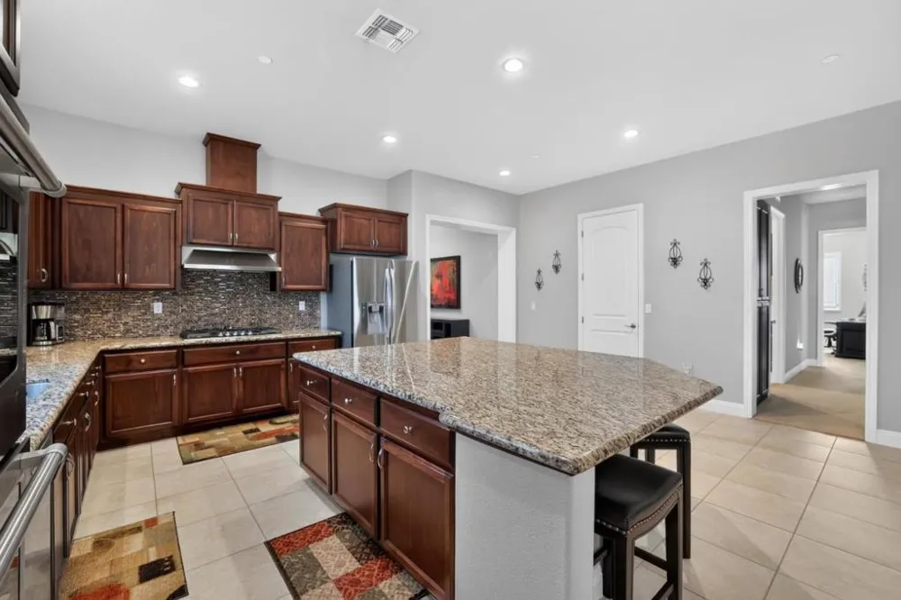 2878 Fantail Lane Lincoln, CA 95648