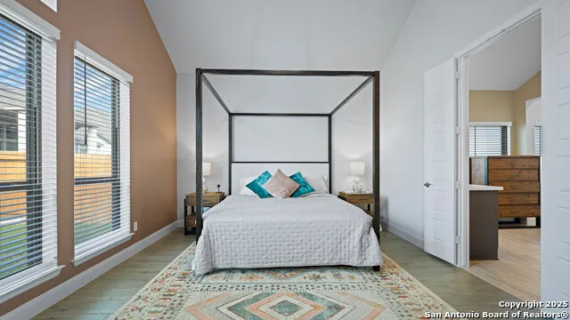 1925 Luna New Braunfels, TX 78132