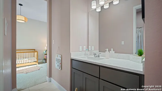 1925 Luna New Braunfels, TX 78132