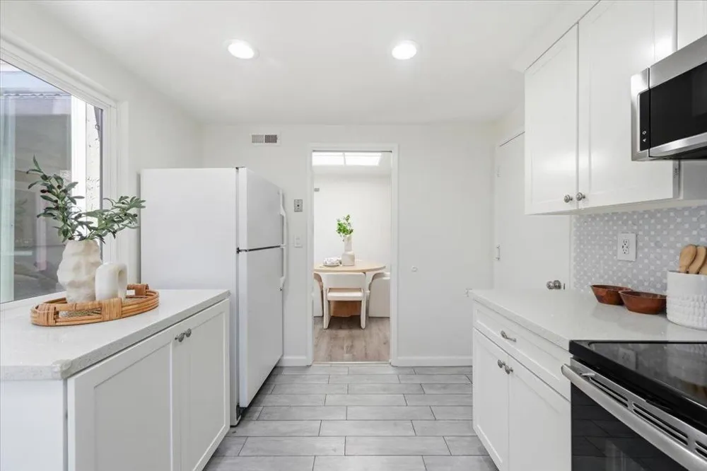 5643 Strawflower San Jose, CA 95118