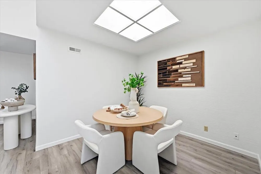 5643 Strawflower San Jose, CA 95118