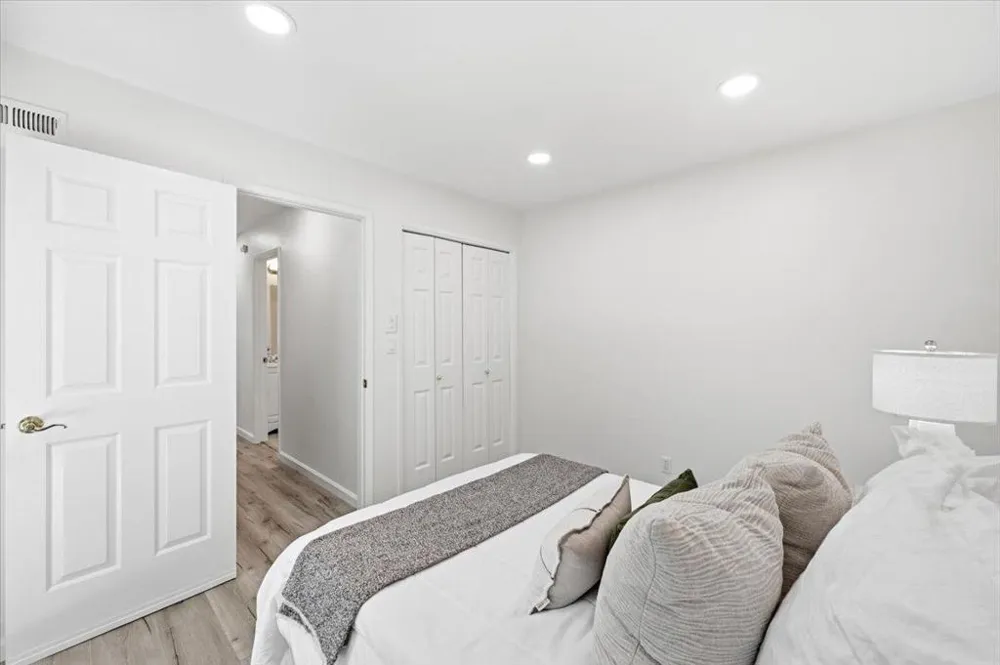 5643 Strawflower San Jose, CA 95118