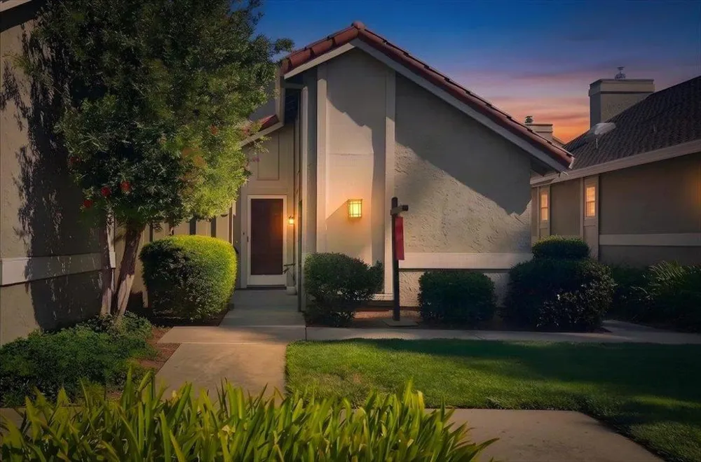 5643 Strawflower San Jose, CA 95118
