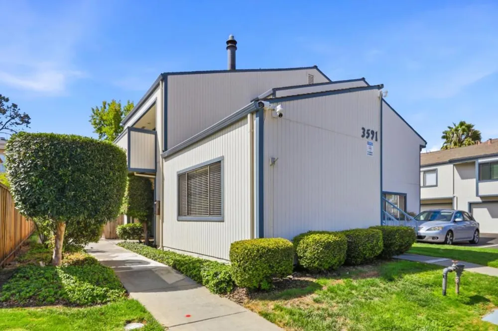 3591 S Bascom Avenue #13 Campbell, CA 95008