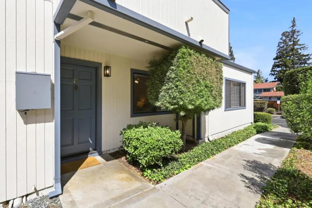 3591 S Bascom Avenue #13 Campbell, CA 95008
