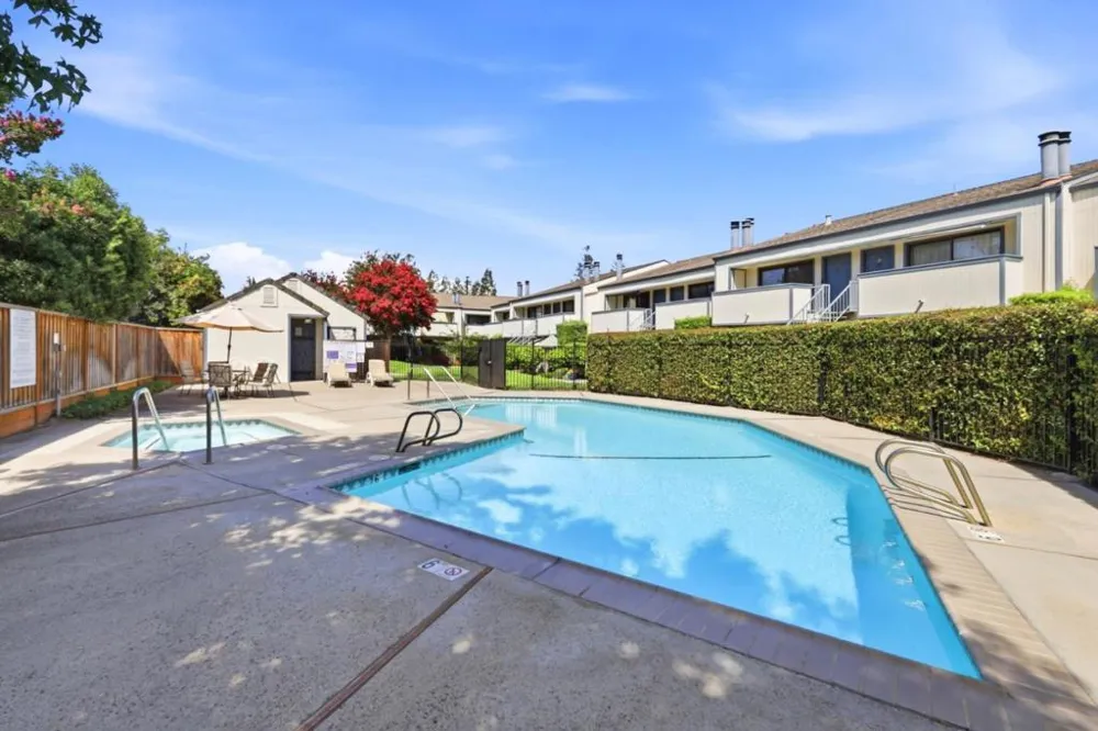3591 S Bascom Avenue #13 Campbell, CA 95008