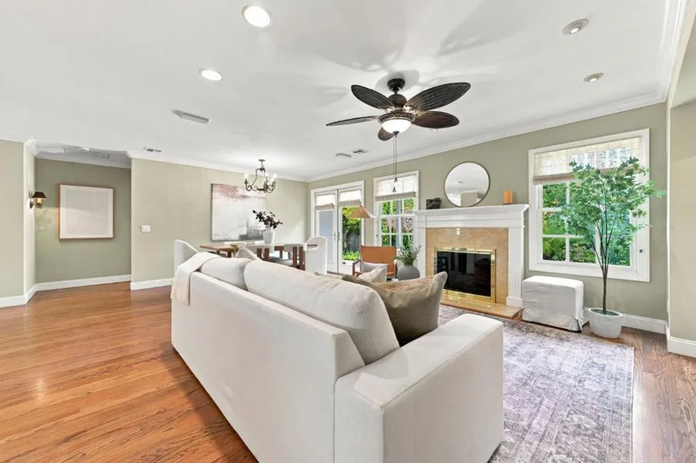 2 Bradley Court Redwood City, CA 94061