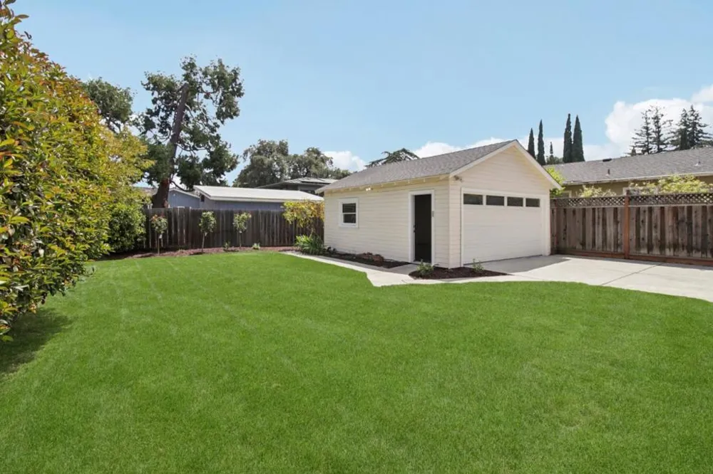 433 Monroe Drive Palo Alto, CA 94306