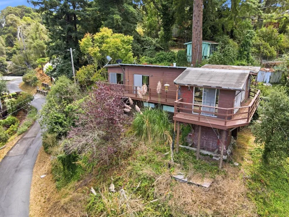422 Loma Prieta Drive Aptos, CA 95003