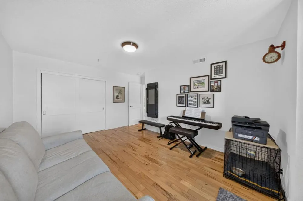2355 Beach Boulevard #204 Pacifica, CA 94044