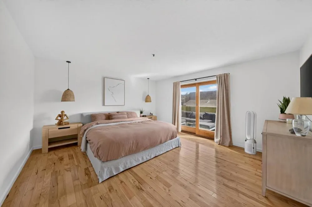 2355 Beach Boulevard #204 Pacifica, CA 94044