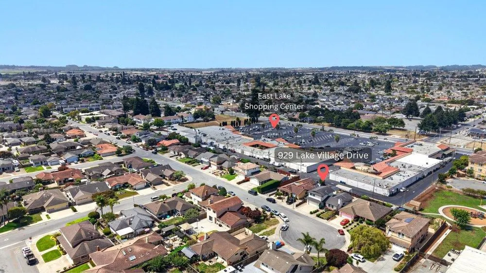 929 Lake Village Drive Watsonville, CA 95076