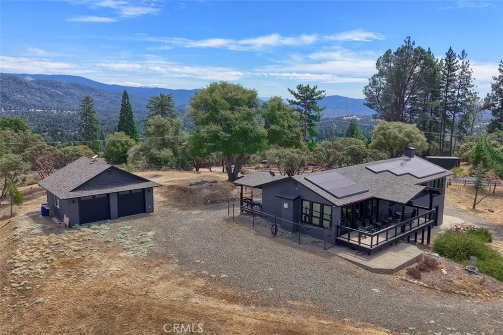 5767 El Capitan Mariposa, CA 95338
