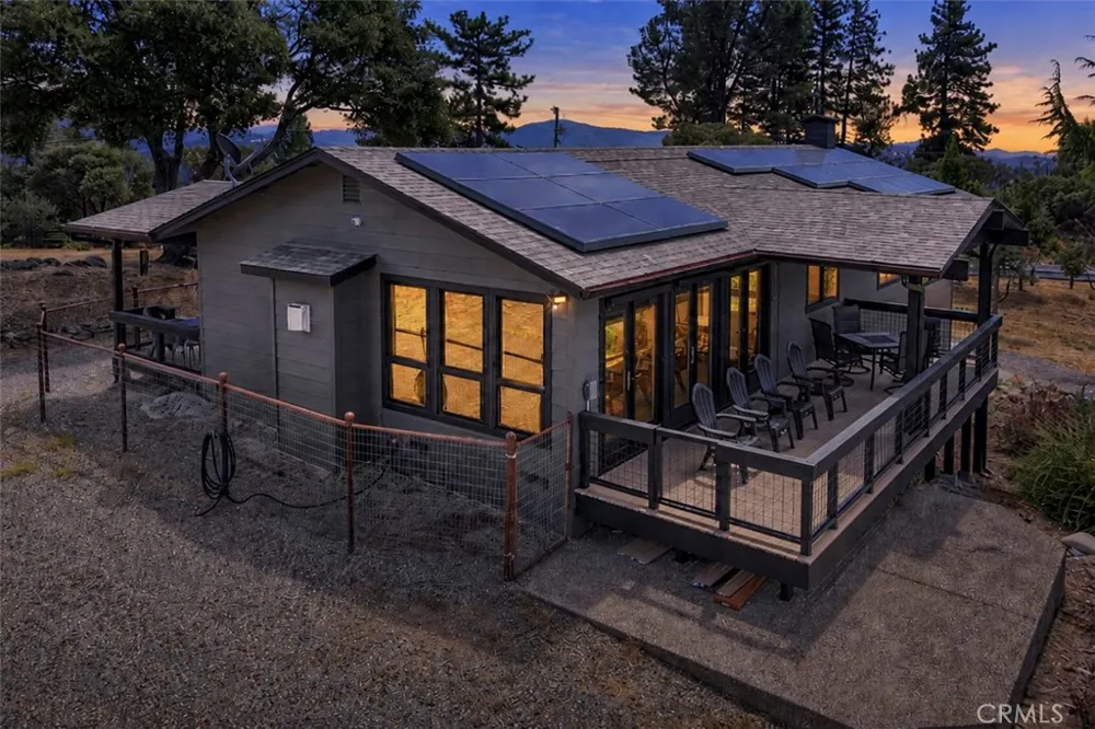 5767 El Capitan Mariposa, CA 95338