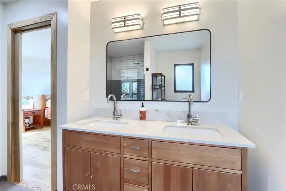 5767 El Capitan Mariposa, CA 95338