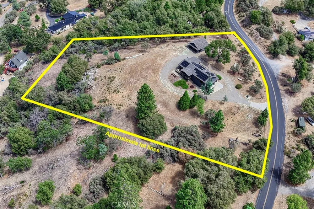 5767 El Capitan Mariposa, CA 95338