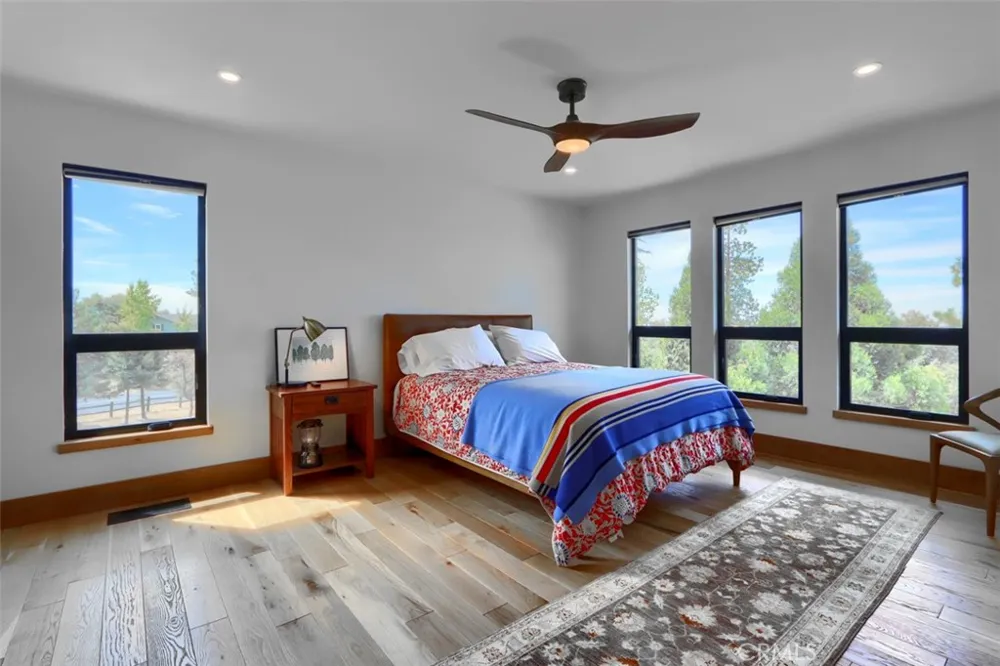 5767 El Capitan Mariposa, CA 95338