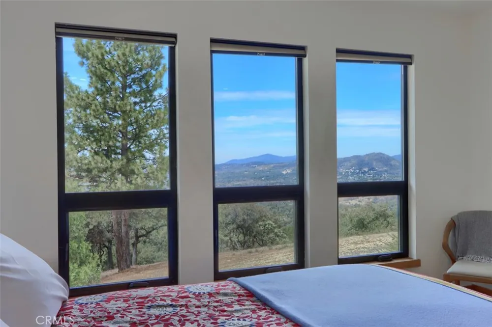 5767 El Capitan Mariposa, CA 95338