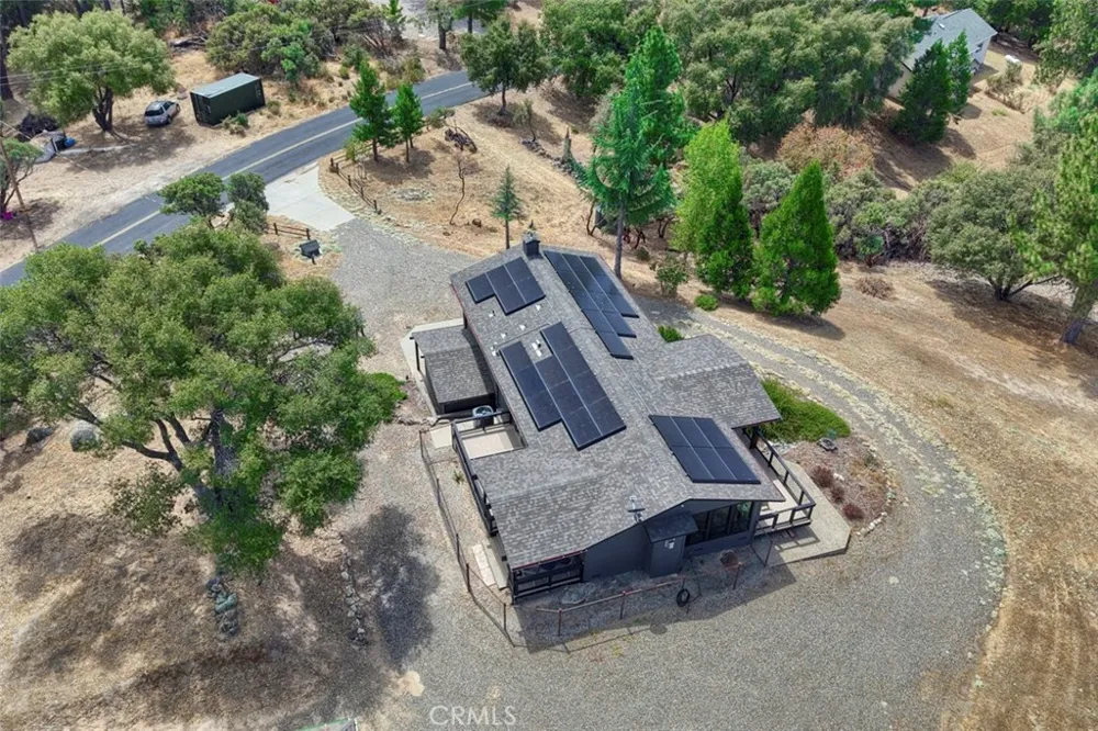 5767 El Capitan Mariposa, CA 95338