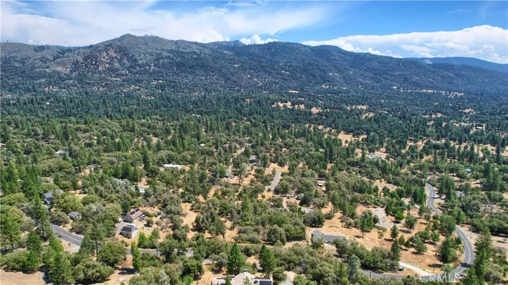5767 Meadow Lane Mariposa, CA 95338