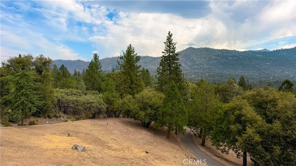 5767 Meadow Lane Mariposa, CA 95338