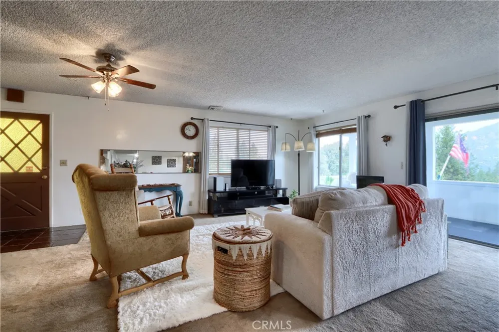 5767 Meadow Lane Mariposa, CA 95338
