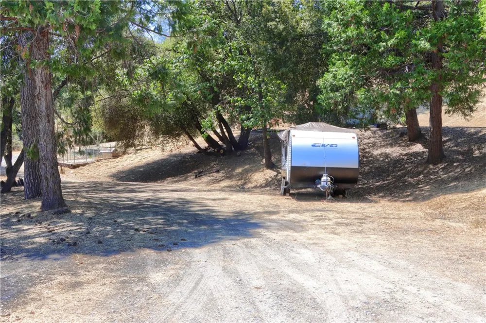5767 Meadow Lane Mariposa, CA 95338