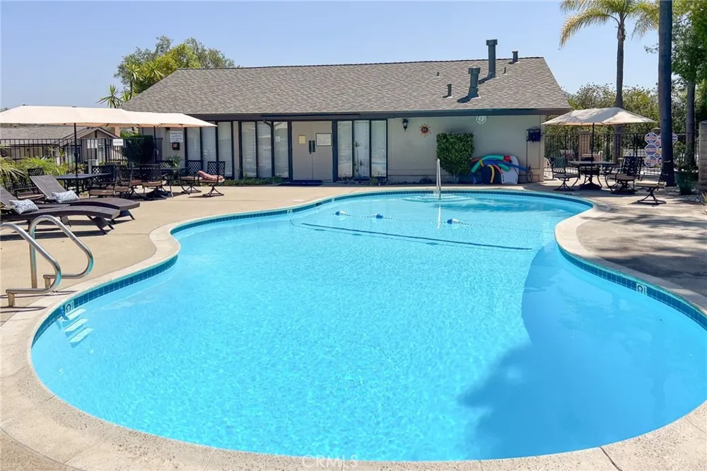 1400 Market Vista, CA 92084
