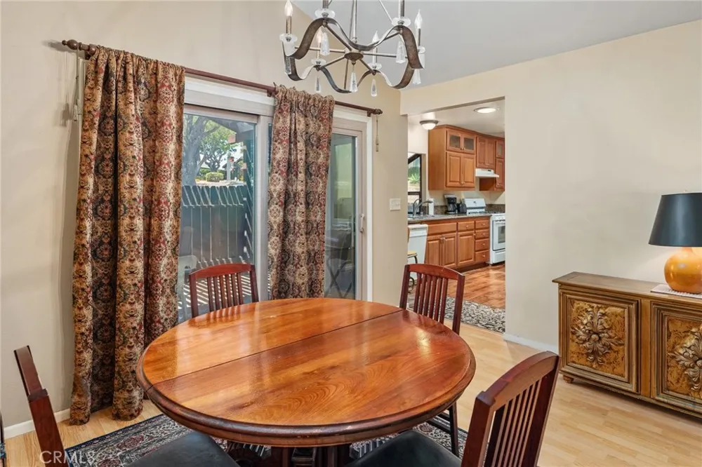 1400 Market Vista, CA 92084