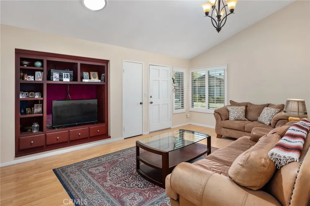 1400 Market Vista, CA 92084