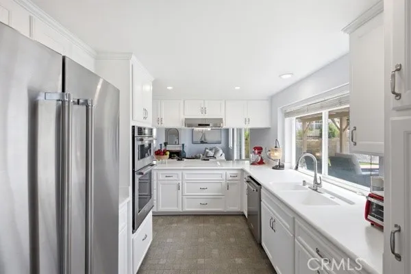 3425 Topeka Carlsbad, CA 92010