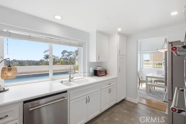 3425 Topeka Carlsbad, CA 92010