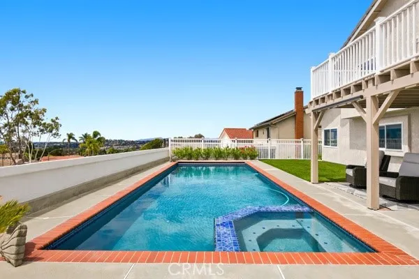 3425 Topeka Carlsbad, CA 92010