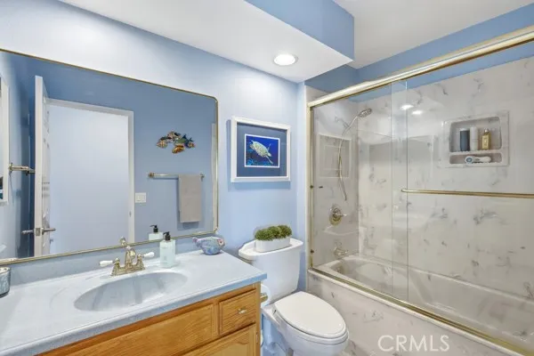 3425 Topeka Carlsbad, CA 92010