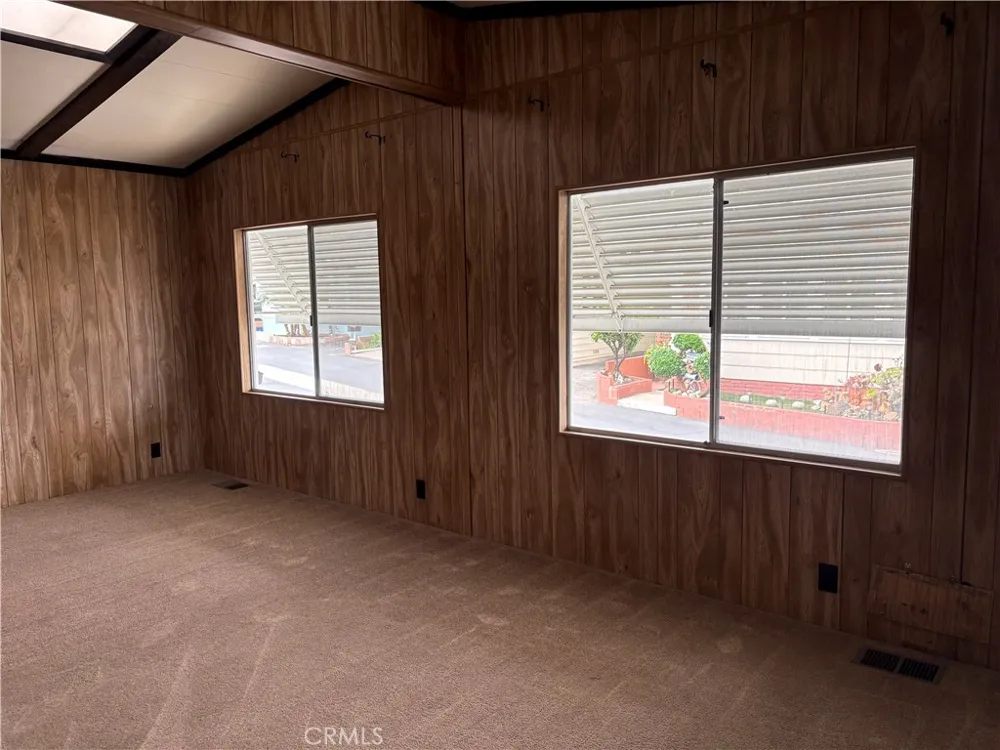 227 Bluebird Lane Oceanside, CA 92057
