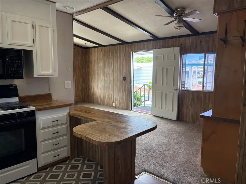 227 Bluebird Lane Oceanside, CA 92057