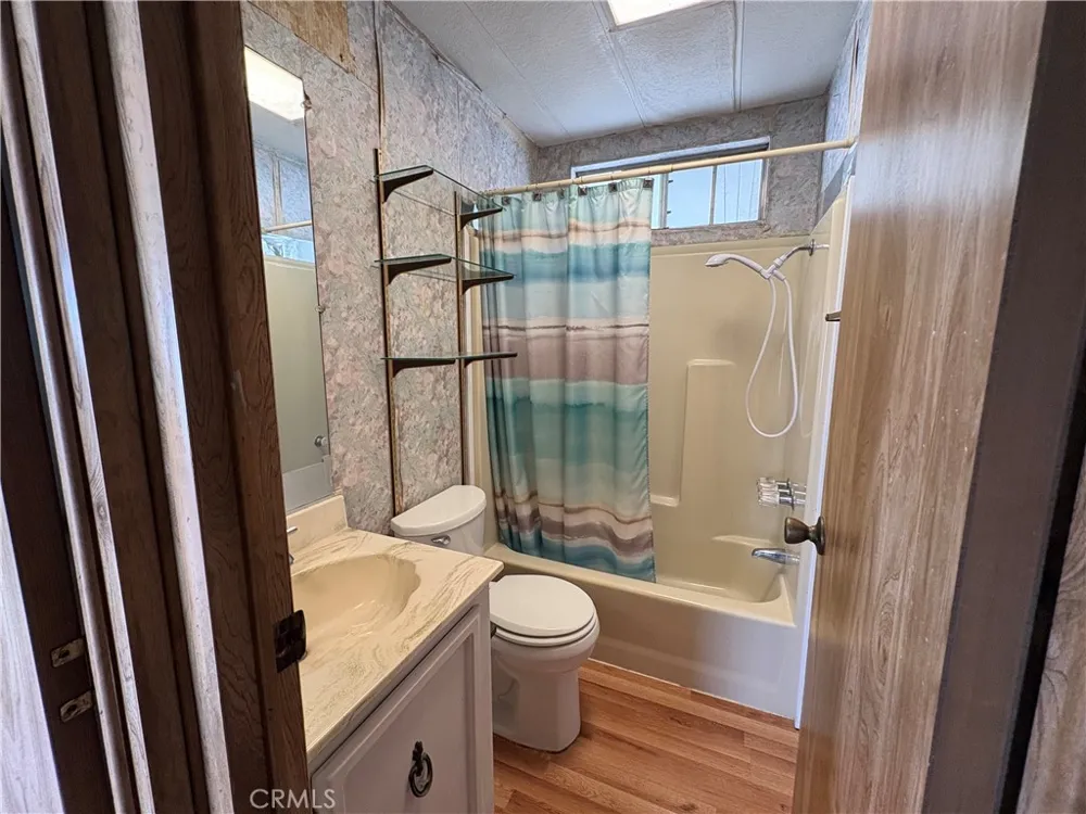 227 Bluebird Lane Oceanside, CA 92057
