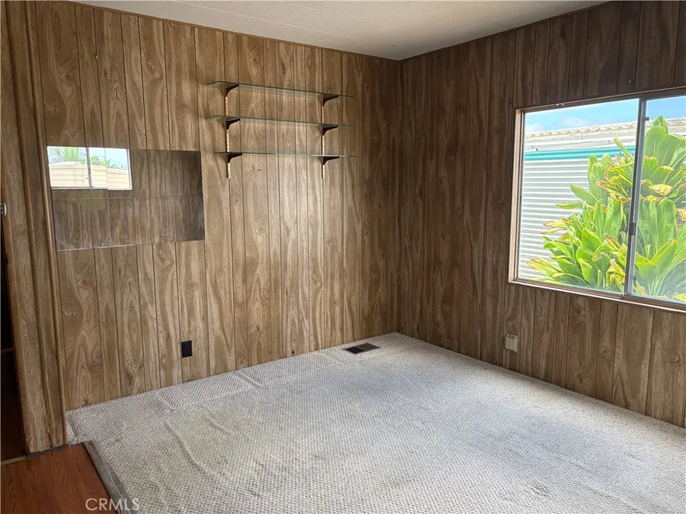 227 Bluebird Lane Oceanside, CA 92057