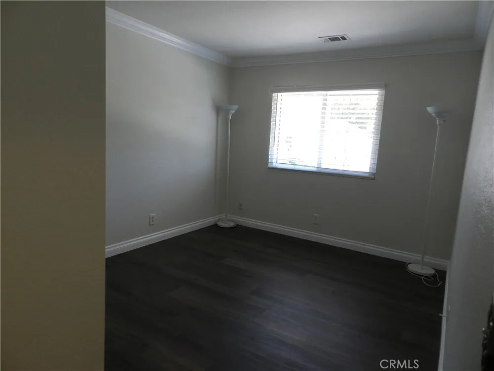 24393 Hillsdale #18 Laguna Hills, CA 92653