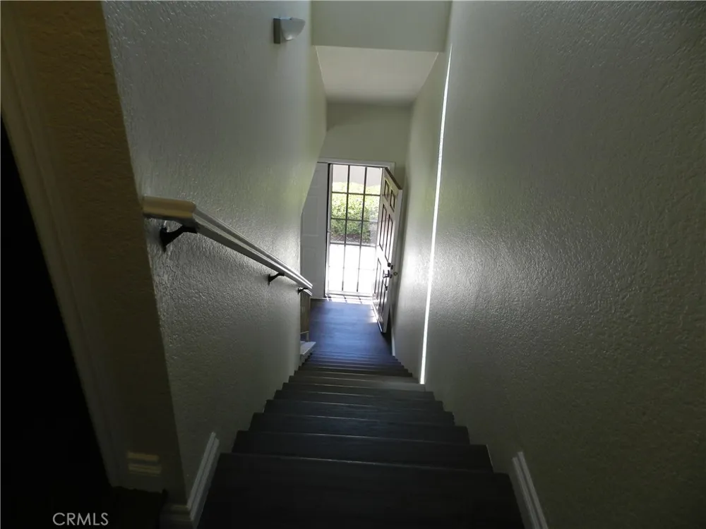 24393 Hillsdale #18 Laguna Hills, CA 92653