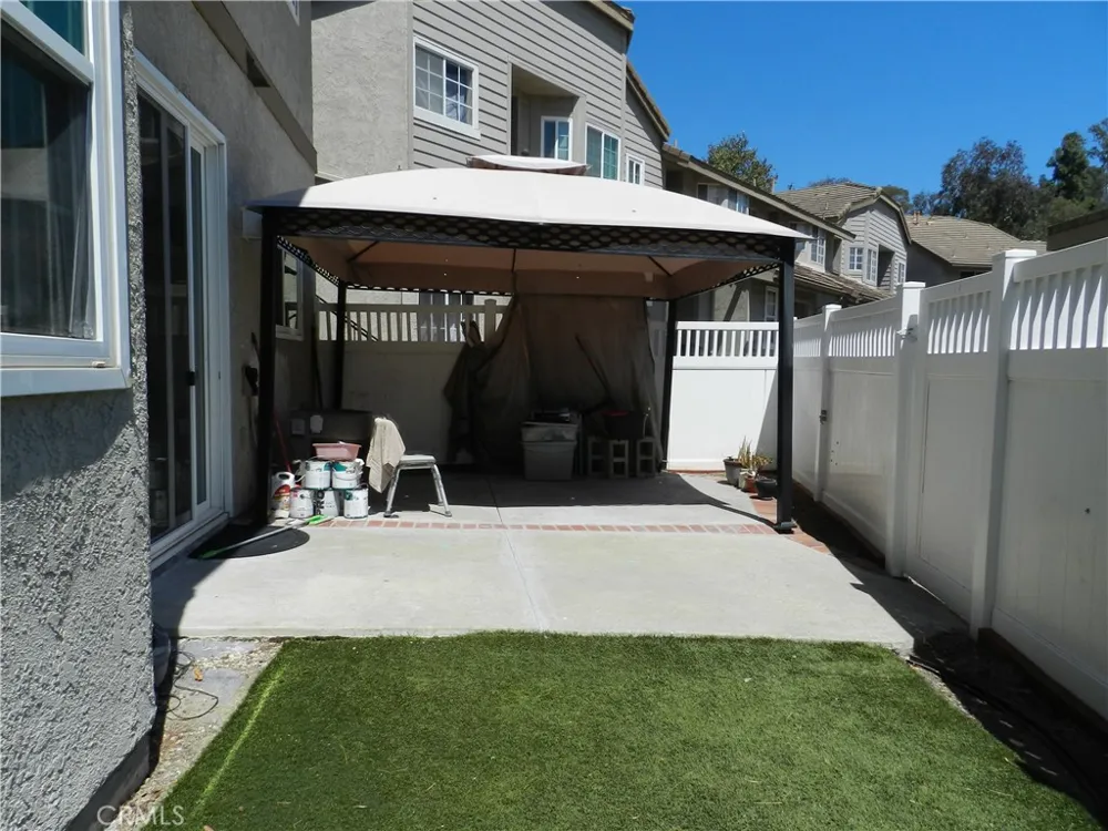 24393 Hillsdale #18 Laguna Hills, CA 92653
