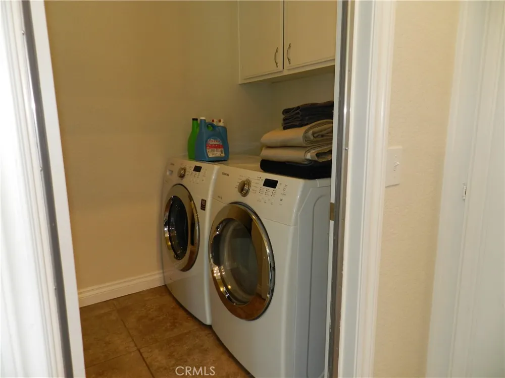 24393 Hillsdale #18 Laguna Hills, CA 92653