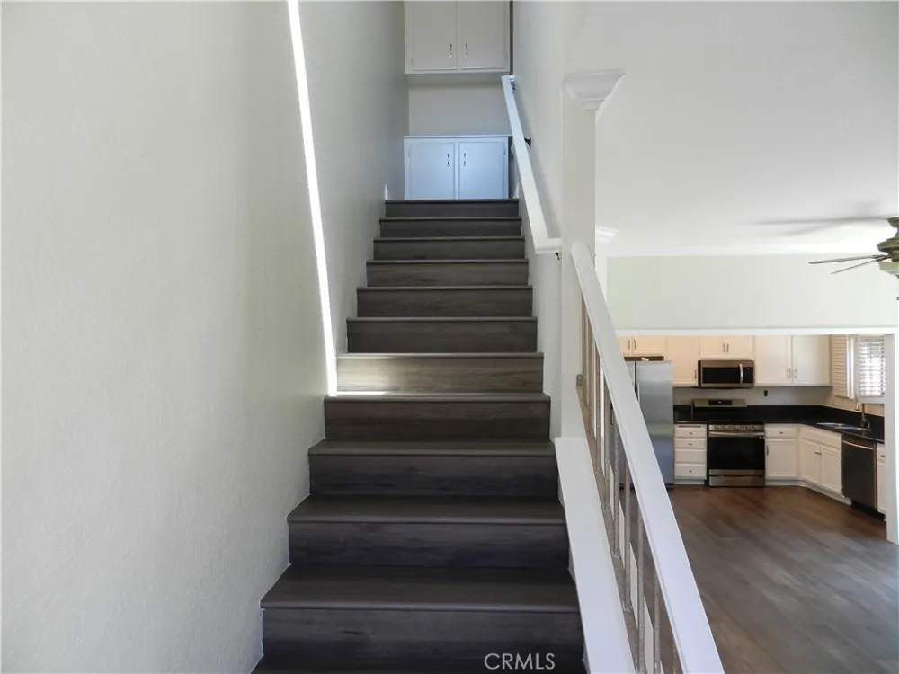 24393 Hillsdale #18 Laguna Hills, CA 92653